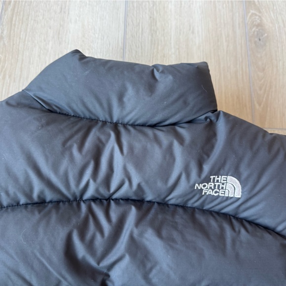 North Face Women's Black Classic Down Jacket.
Sz M EUC - Picture 15 of 16